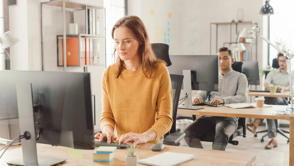 Steigern Sie die Produktivität im Büro durch ergonomisches Arbeiten